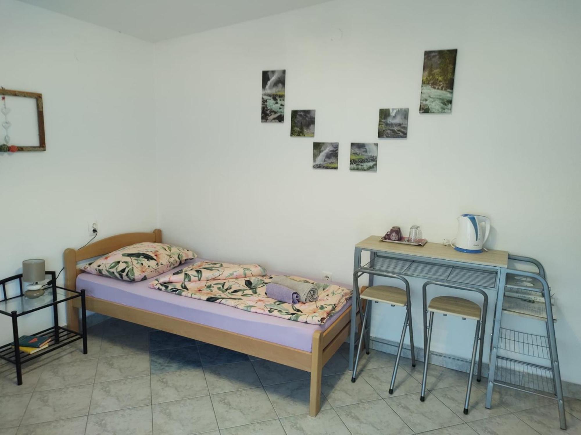 Apartment Ada Bed & Breakfast Gračac Cameră foto